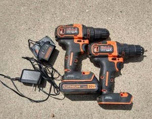 lot 24 image: (2) Black & Decker 20v Cordless Drills - Working