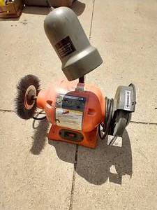 lot 35 image: 6 Bench Grinder