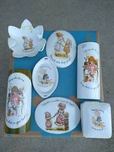 lot 56 image: 7 Different Vintage Holly Hobbie Glass Pieces