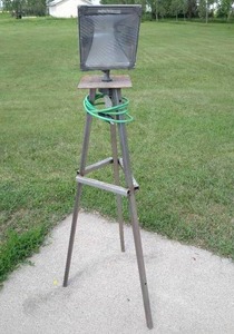 lot 80 image: Tall Work Site Light