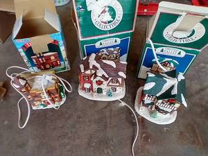 lot 108 image: (3) Christmas Village Buildings