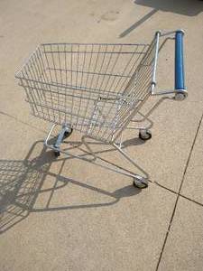 lot 124 image: Heavy Duty Childs Shopping Cart