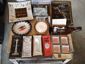 lot 229 image: Lot of Several Vintage Houze Art Dishes