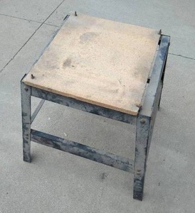 lot 232 image: 19x24 Saw Table