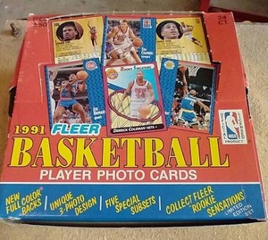 lot 251 image: Box of 1991 Fleer Basketball Cards - Probably 600-800 Cards