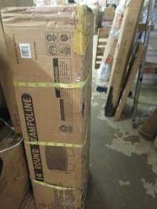 lot 30 image: 14 foot round trampoline