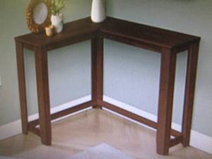 lot 44 image: Corner Console Accent Table