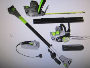 lot 73 image: Earthwise 7-Amp Electric 4-in-1 Pole SawHedge Trimmer
