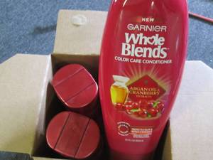 lot 109 image: case of 4  22floz color care conditioner