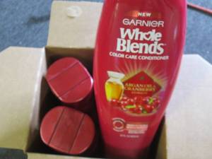lot 110 image: case of 4  22floz color care conditioner