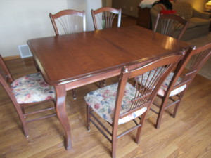 Dining Table & Chairs