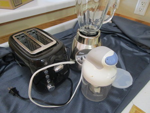 Oster Blender, Sunbeam Toaster