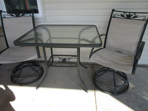 Pub Style Patio Table & Chairs