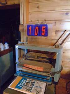 lot 105 image: Delta 12 portable planer. Tested & works. With extra blades. As shown.