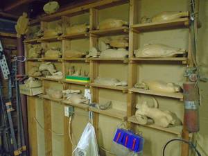lot 111 image: Wood plugs for carving machine or other use. As shown.