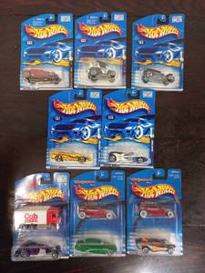 lot 39 image: Collection Of Hot Wheels