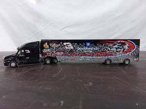 lot 64 image: Dale Earnhardt Goodwrench Truck