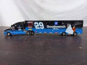 lot 387 image: Kevin Harvick Trailer Rig