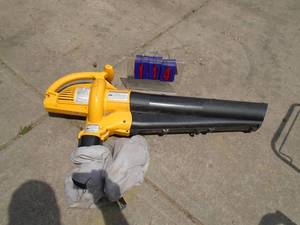 Yard Machine 110 volt blower vac. Tested & works. As shown.