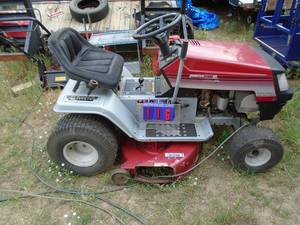 Wards 1442 lawn mower. As shown.