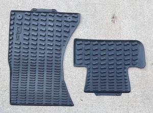 lot 70 image: OEM Audi q5 All Season Floor Mats