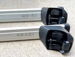 lot 86 image: Audi Roof Rack Cross Bars and Roof Carrier Bag