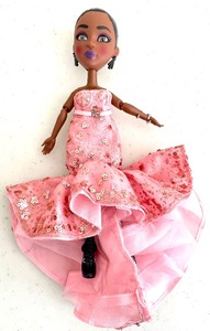 lot 120 image: Dolls by Monster High, Nova Star and More with Accessories