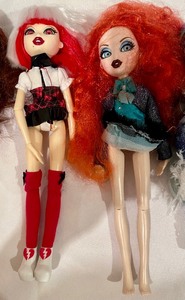 lot 165 image: Variety of Dolls