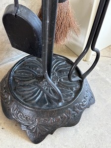 lot 54 image: Decorative Metal Fireplace Tool Set