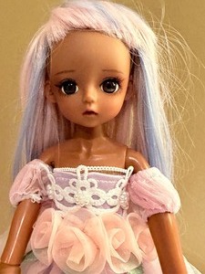lot 155 image: UCanaan BJD Doll