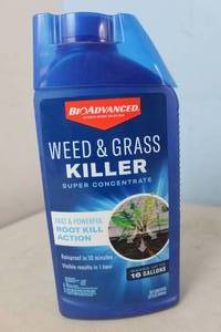NEW - BIOADVANCED 32 oz. Super Concentrate Weed And Grass Killer 687073041958 MSRP $20.97