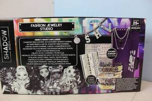NEW - Shadow High Fashion Jewelry Studio 25 Piece Of Jewelry With Metallic Tattoo