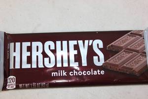 12 BARS of Hersheys Bars Best By 122022