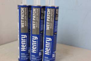 5 Tubes of Henry Wetpatch Roof Leak Repair