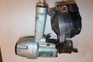 lot 31 image: Hitachi NV 65A Nailer