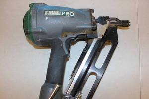 lot 32 image: Interchange Pro Nailer