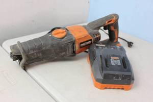 lot 91 image: RIGID Cordless Reciprocating Saw R8641 No Battery w Charger