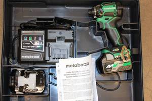 lot 11 image: Metabo HPT 36V MultiVolt Triple Hammer Impact Kit (WH 36DC)