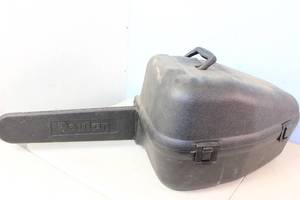 lot 17 image: Poulan Pro 967185102 42cc Gas 2-Cycle 18 in. Chainsaw