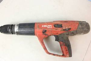 lot 19 image: Hilti (DX 5) F8 Fully Automatic Powder-Actuated Tool