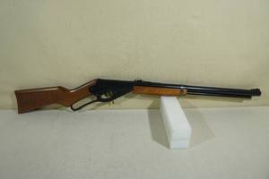 lot 31 image: Daisy Red Ryder BB Gun