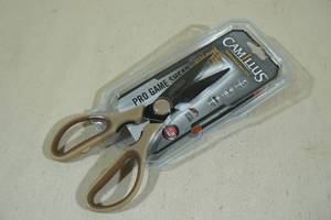 lot 49 image: Camillus Pro Game Shears