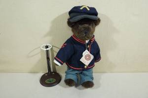 lot 52 image: Boyds Bear Country Exclusive Civil War Bear