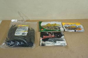 lot 87 image: Assorted Soft Baits