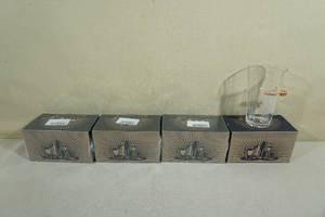 lot 101 image: Set of 4 Lucky Shot 16oz Etched 16oz Pint Glasses with Bullet - 1776