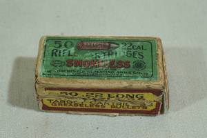 lot 126 image: 50 Vintage Winchester .22 LR RN Ammo