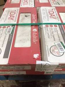 Pallet of Daltile QuicTile 12 in. x 24 in. Calacatta Marble Polished Porcelain Locking Floor Tile (9.6 sq. ft.  case)  Customer Returns See Pictures