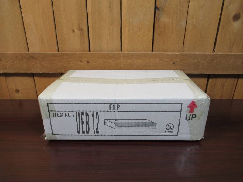 lot 35 image: (4-Pack) UEB12 1-8W SLIM UNDER COUNTER FLUORESCENT LIGHT (UCL) FIXTURE 12-14 WITH SWITCH (4-Pack)