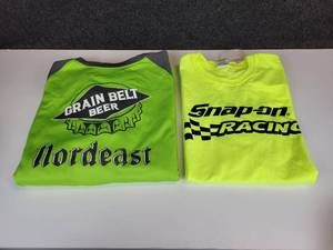 lot 430 image: Pair of Shirts - Grain Belt Nordeast Beer (3XL) and Snap-On Racing (2XL)