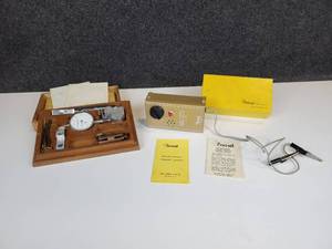 lot 435 image: Vintage Tyme-Rite Snowmobile Engine Timing Kit & Central Audio-Visual Timing Tester